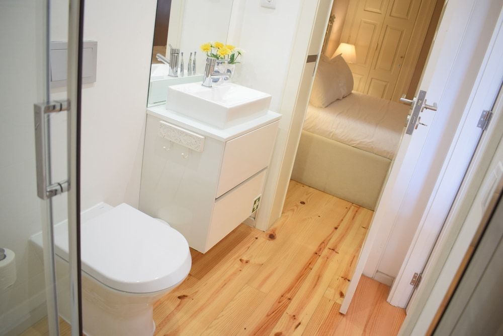 Liiiving - Vintage Balcony Apartment Apartment 11