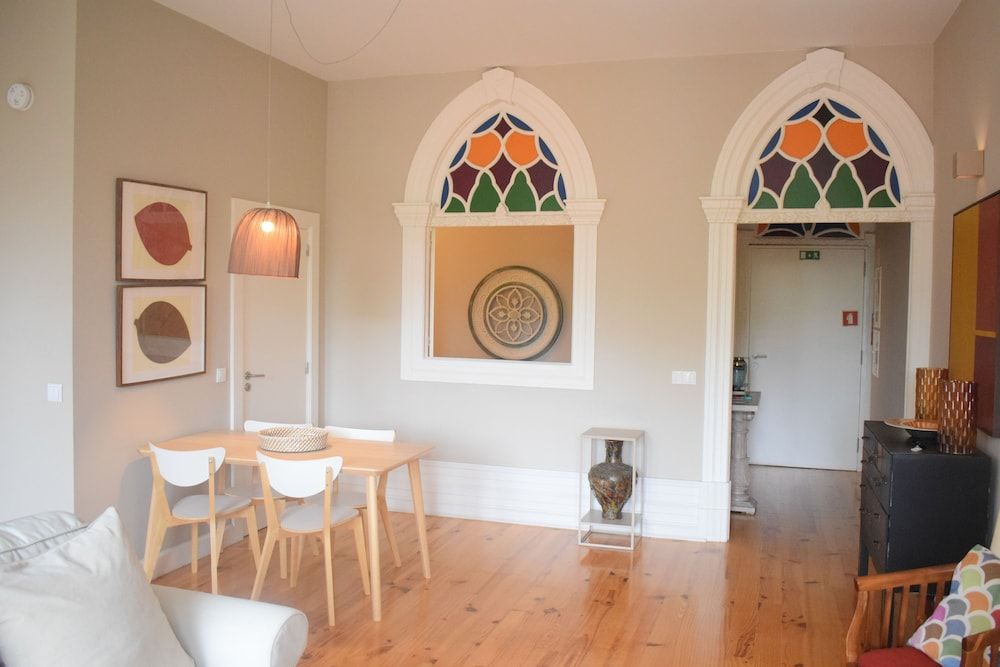 undefined Liiiving - Vintage Balcony Apartment 6