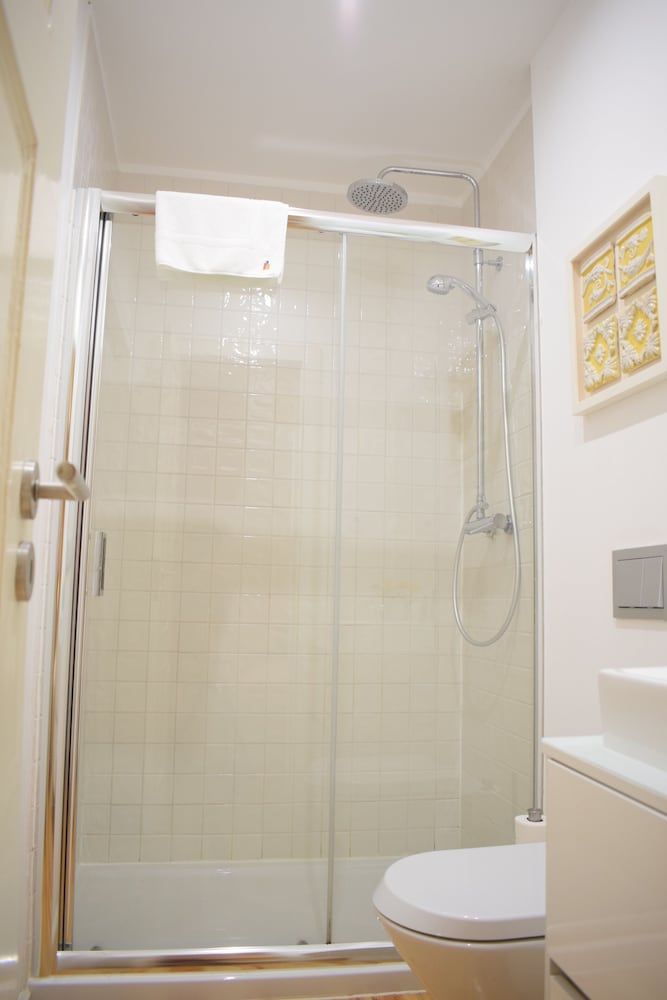 Liiiving - Vintage Balcony Apartment Apartment 9