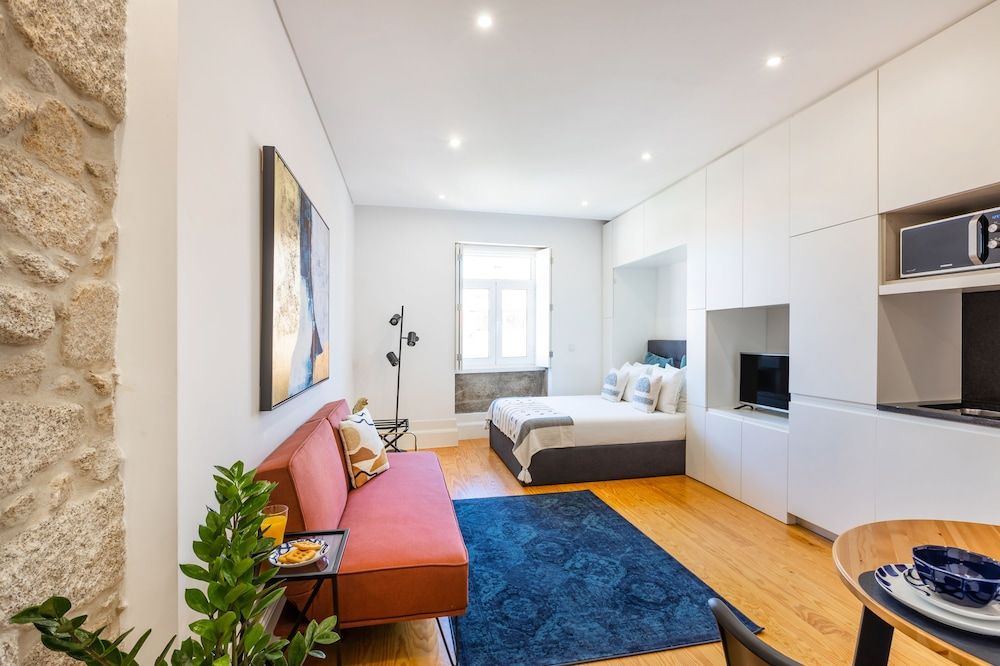 undefined Lifestyle Studio in Porto by BnBird 6