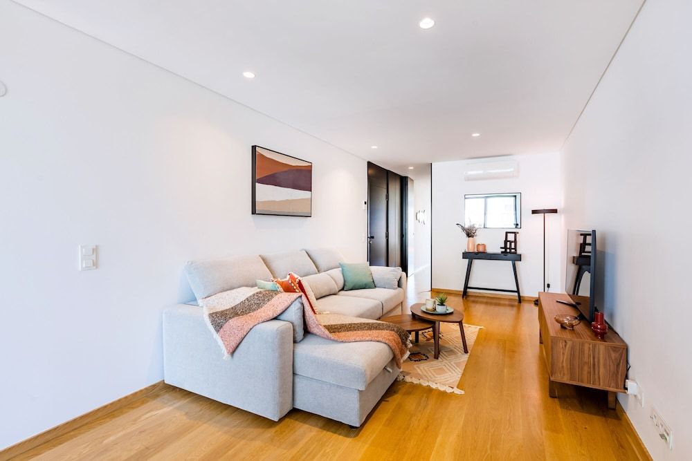 Camões Downtown with Parking Apartment, 1 Double Bed with Sofa bed, Balcony 21