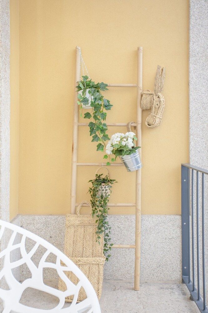 Liiiving - Downtown Balcony Studio Apartment 21