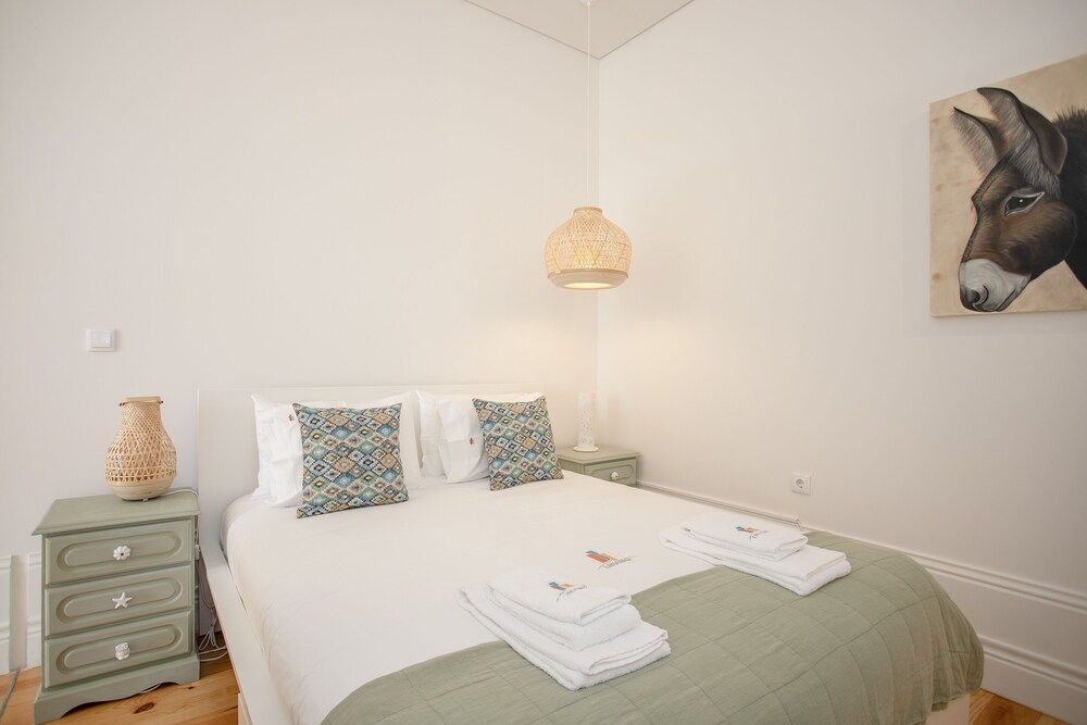 Liiiving - Downtown Balcony Studio Apartment 9