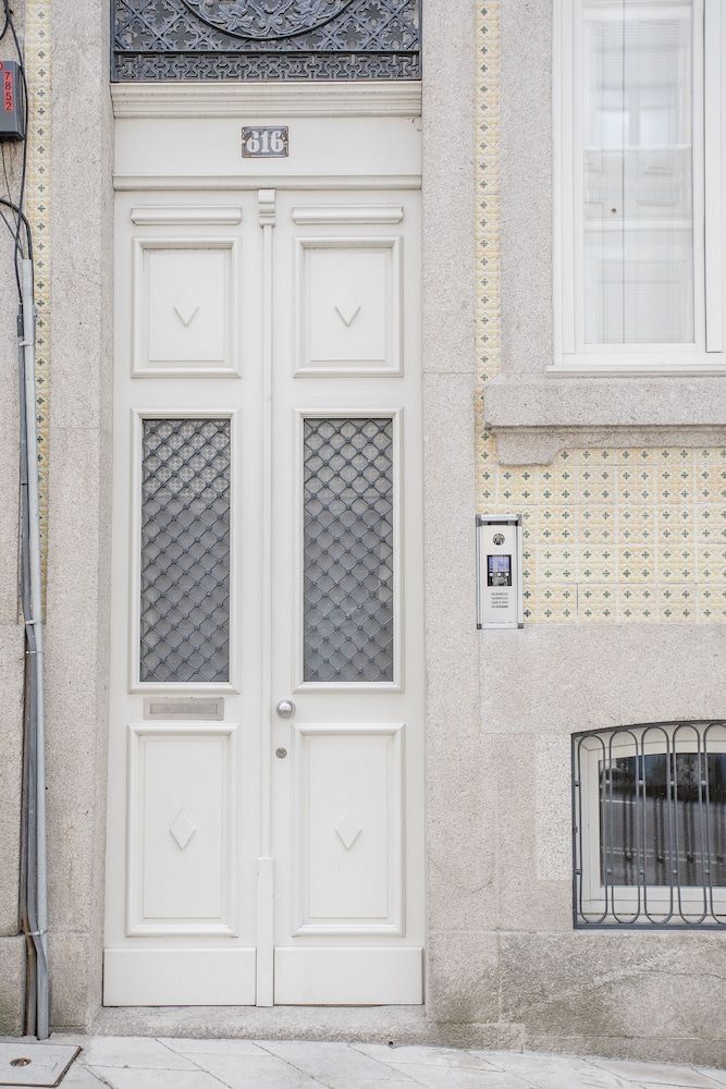 undefined Liiiving - Downtown Balcony Studio 3