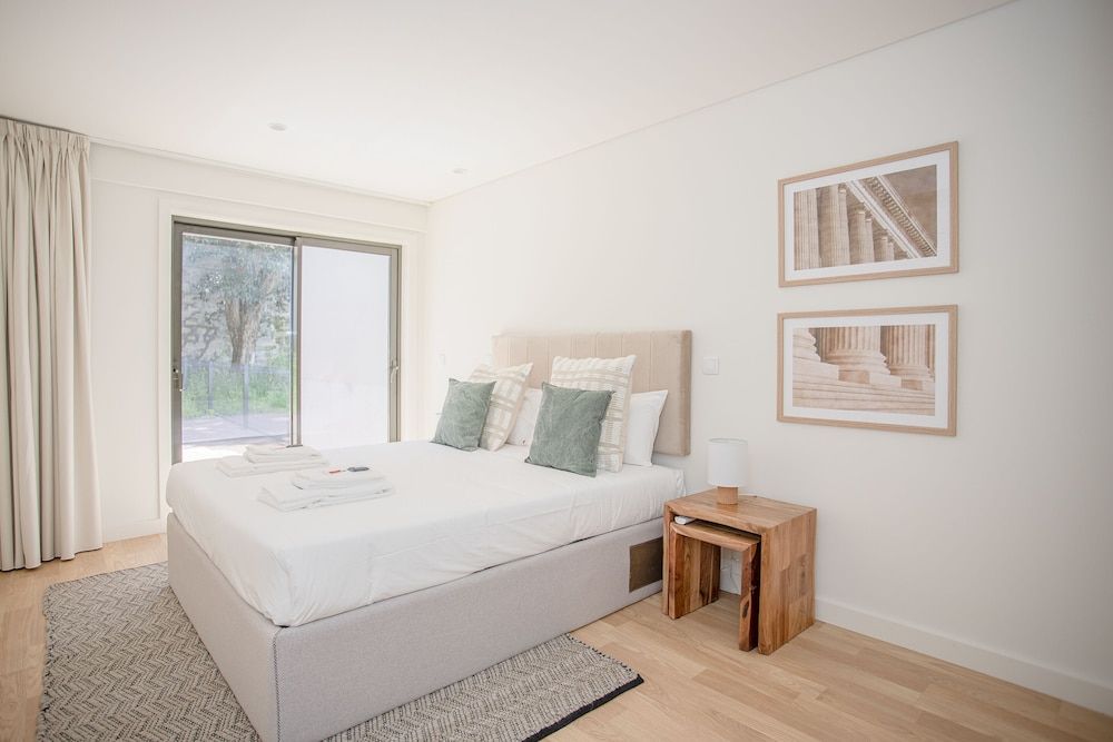 undefined Liiiving - City Design Apartment C 4