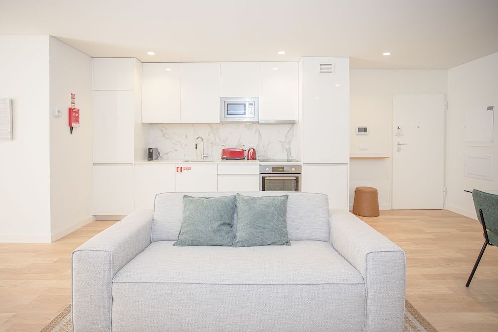 undefined Liiiving - City Design Apartment C 9