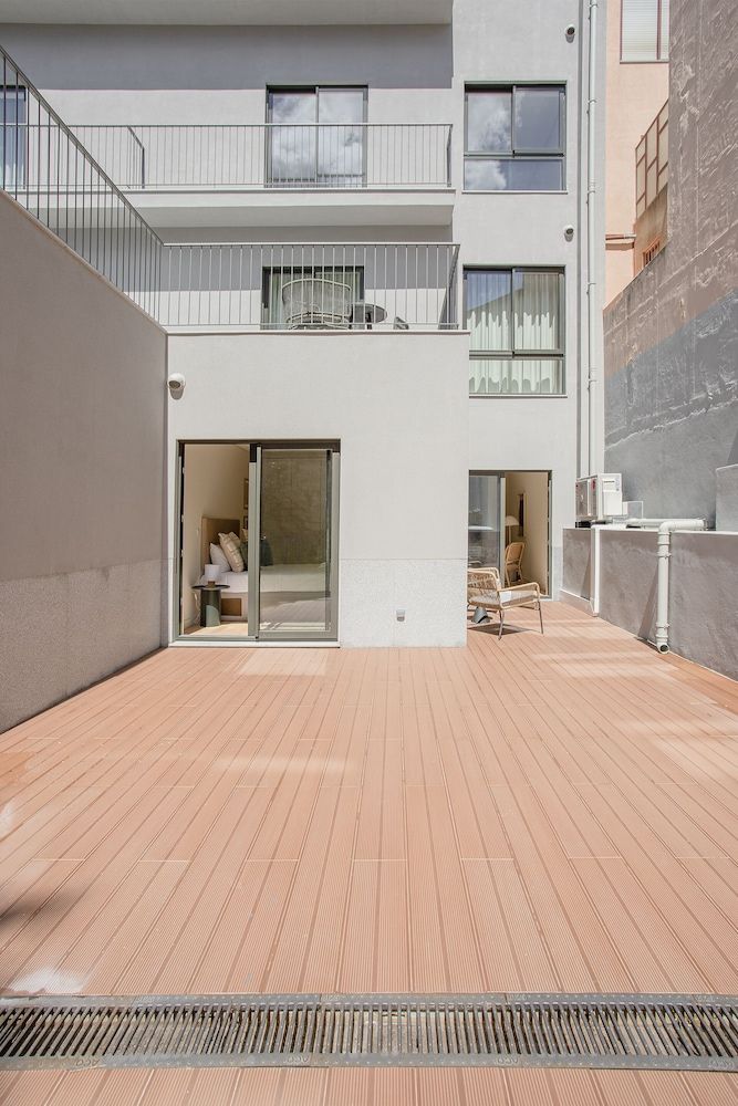 undefined Liiiving - City Design Apartment C 3