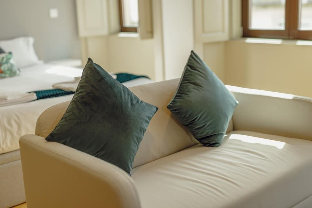 undefined Legacy Oporto Design Apartment F by Vacationy 3