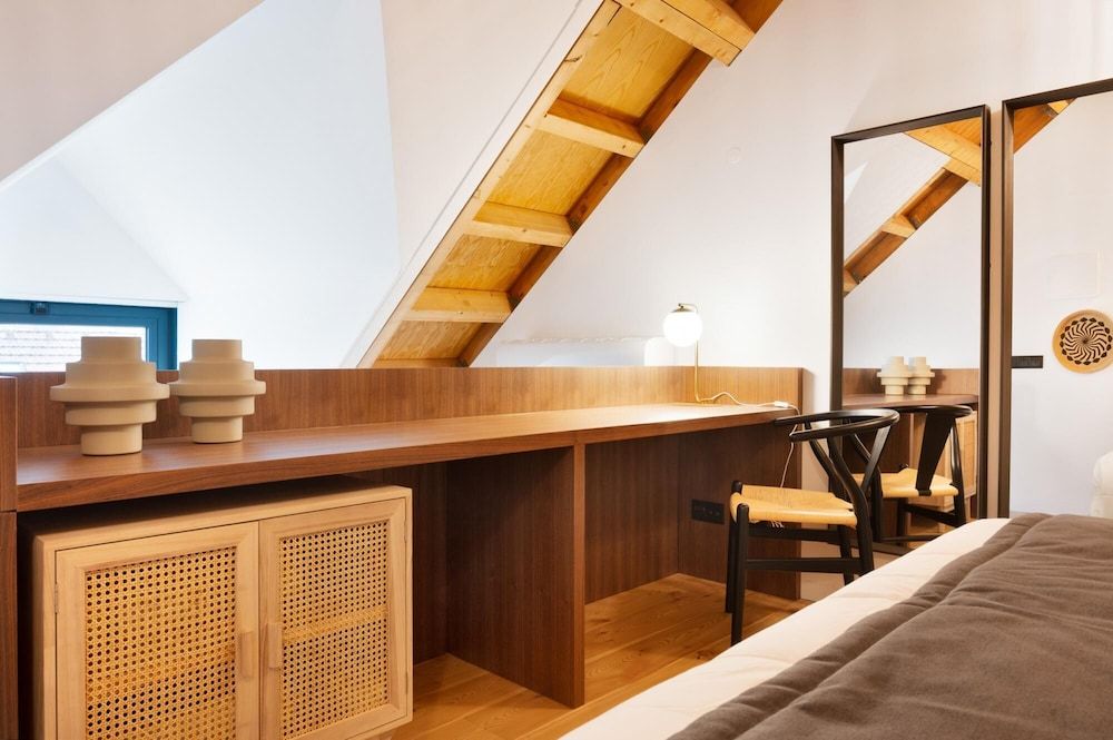 Elegant Downtown Apartment by Vacationy Apartment 19