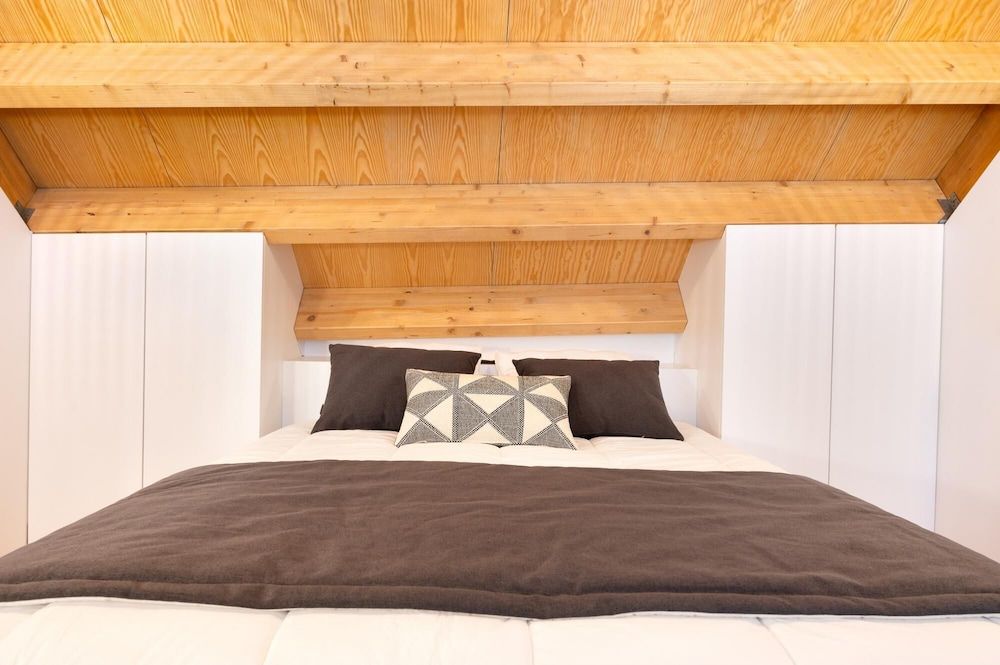 Elegant Downtown Apartment by Vacationy Apartment 4