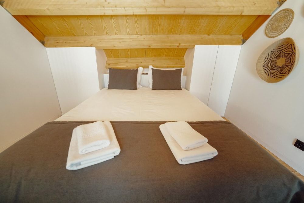 Elegant Downtown Apartment by Vacationy Apartment 11