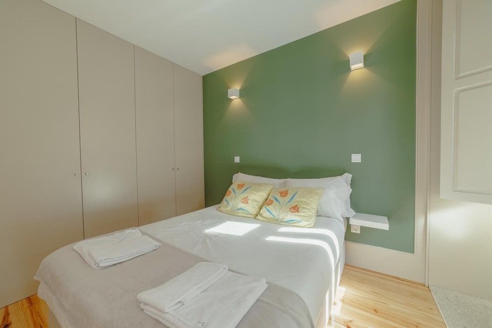 undefined Legacy Oporto Design Apartment D by Vacationy 5