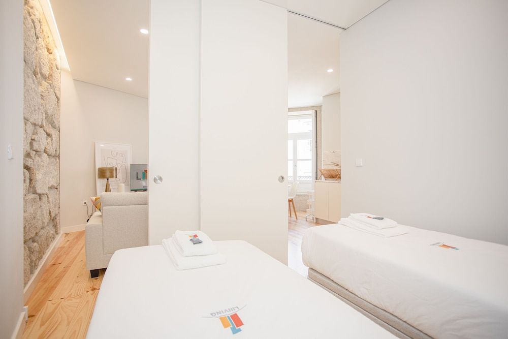 undefined Liiiving - Aliados Stone Apartment 3