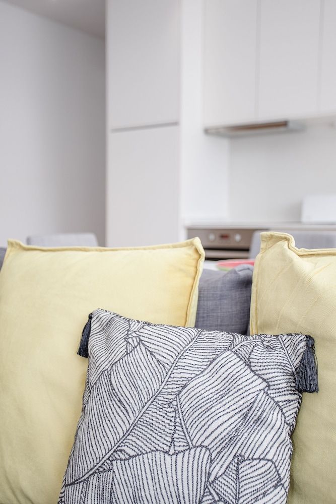 Liiiving in Porto - Sunny Santa Catarina Apartment 7