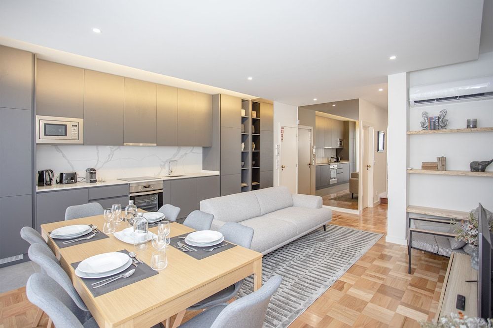 undefined Liiiving in Porto - Design Bright House