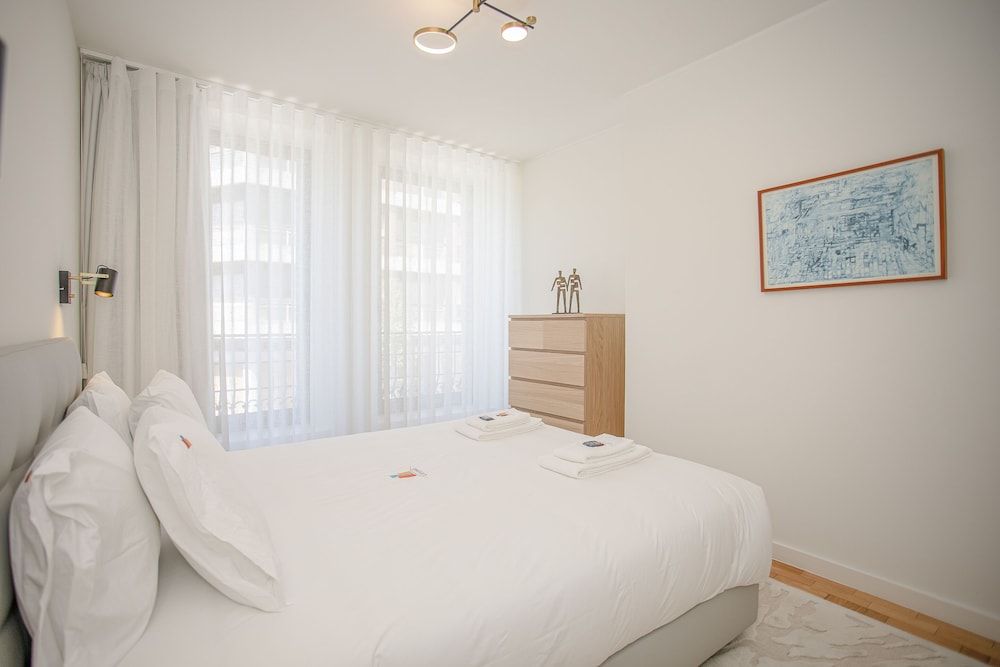 Liiiving in Porto - Design Bright House Design House 14