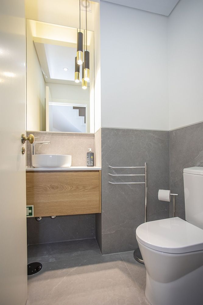 Liiiving in Porto - Design Bright House Design House 26