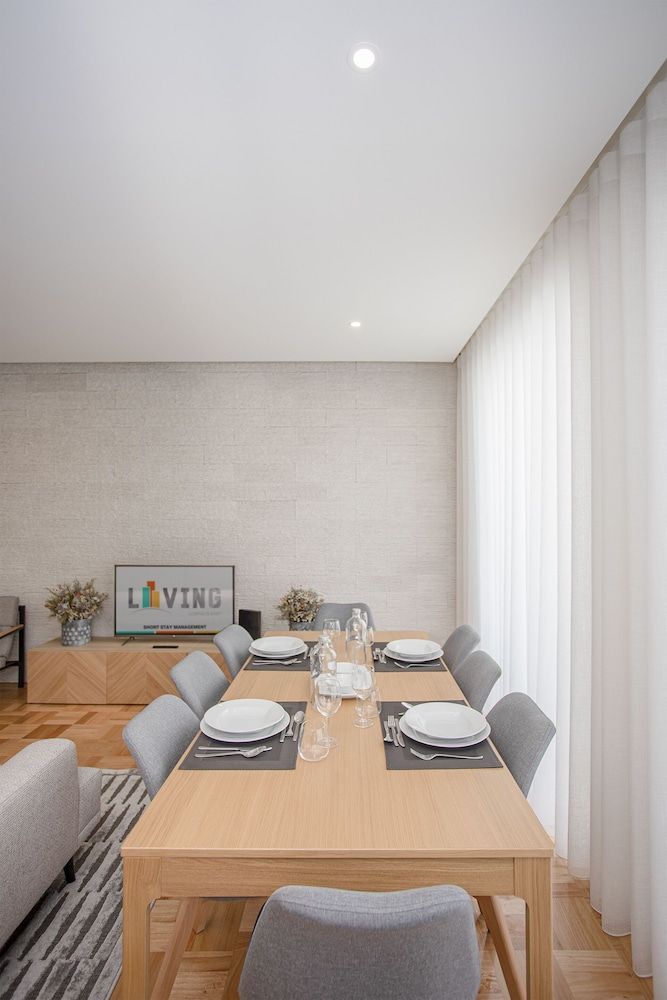 undefined Liiiving in Porto - Design Bright House 8