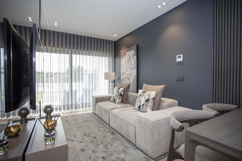 Liiiving in Porto - Dragão Pool View Apartment 17