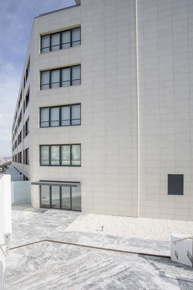 undefined Liiiving in Porto - Dragão Pool View 4