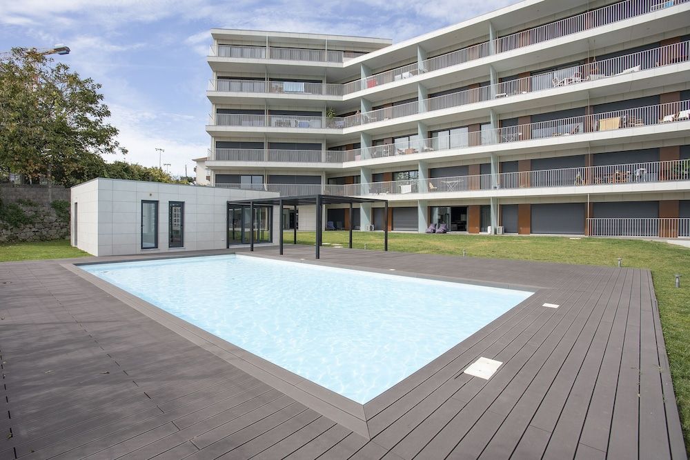 undefined Liiiving in Porto - Dragão Pool View 8
