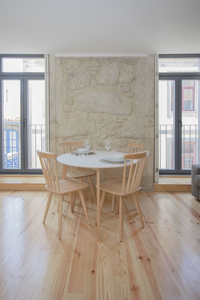 Liiiving - Charming Downtown Delight II Apartment 14