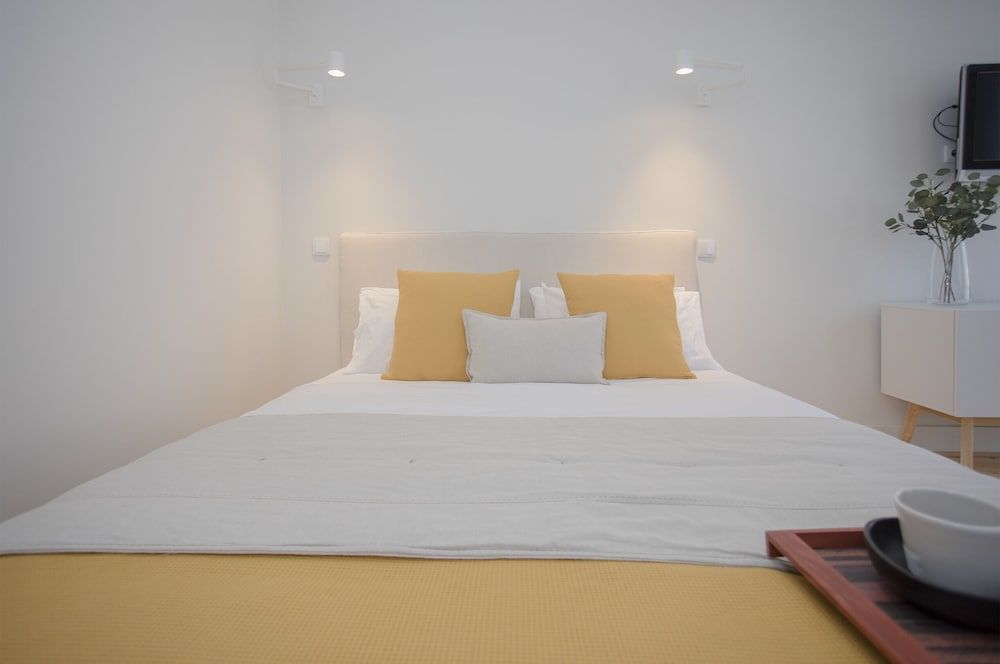 undefined Liiiving - Charming Downtown Delight II 6