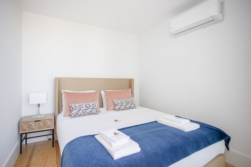 undefined Liiiving in Porto-City View Apartment 3T