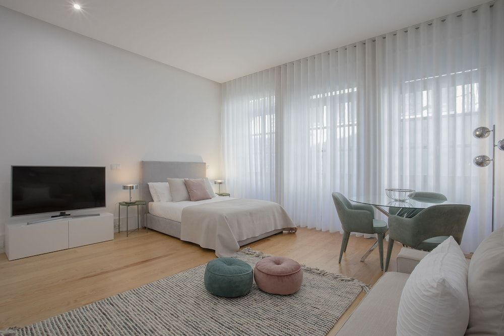 undefined Liiiving - Downtown Luxury Apartment 1R 2