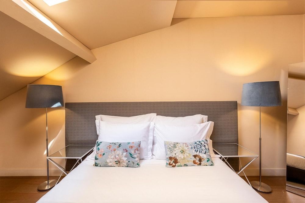 undefined Youropo - Bolh o 4C 7