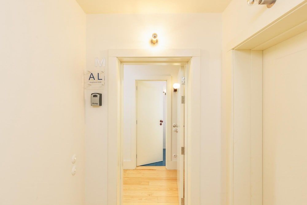 undefined Travelstaytion - Flores M in Porto 7