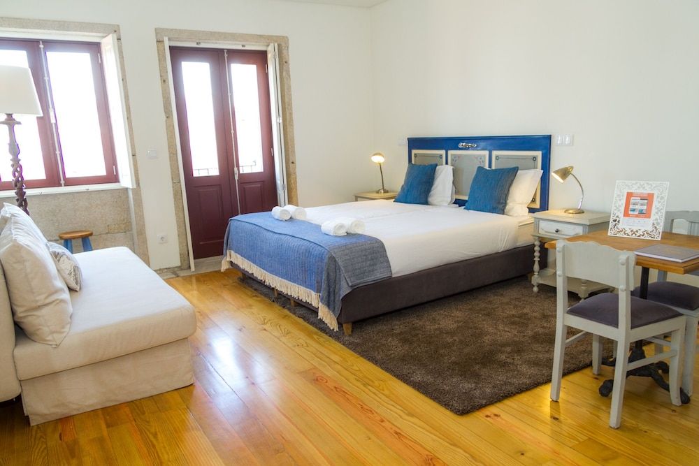 undefined Liiiving - Historic Clérigos Studio - 3B