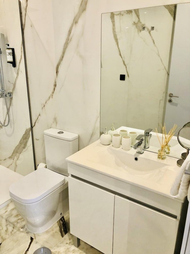 undefined Youropo - Downtown 3C 7