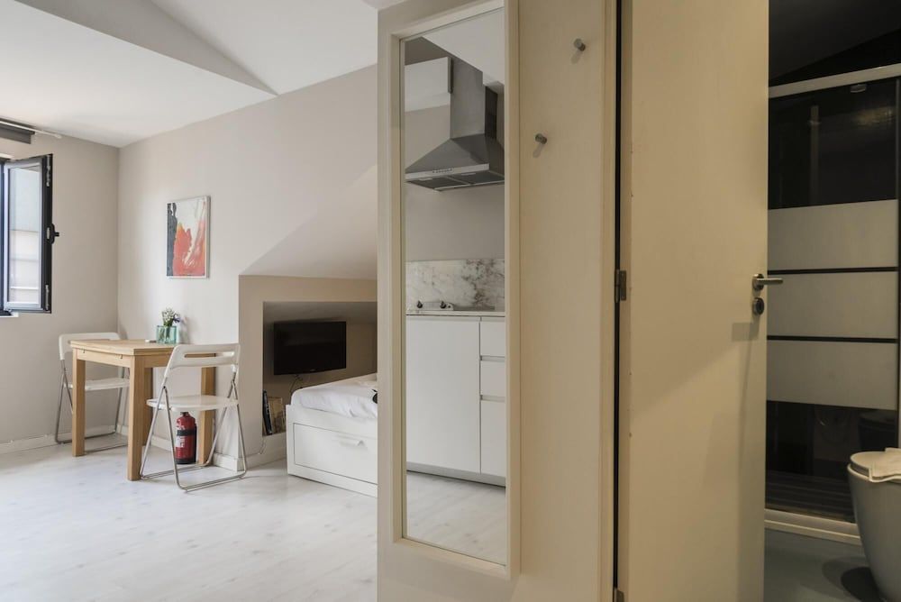 undefined Formosa Stylish by Homing 9