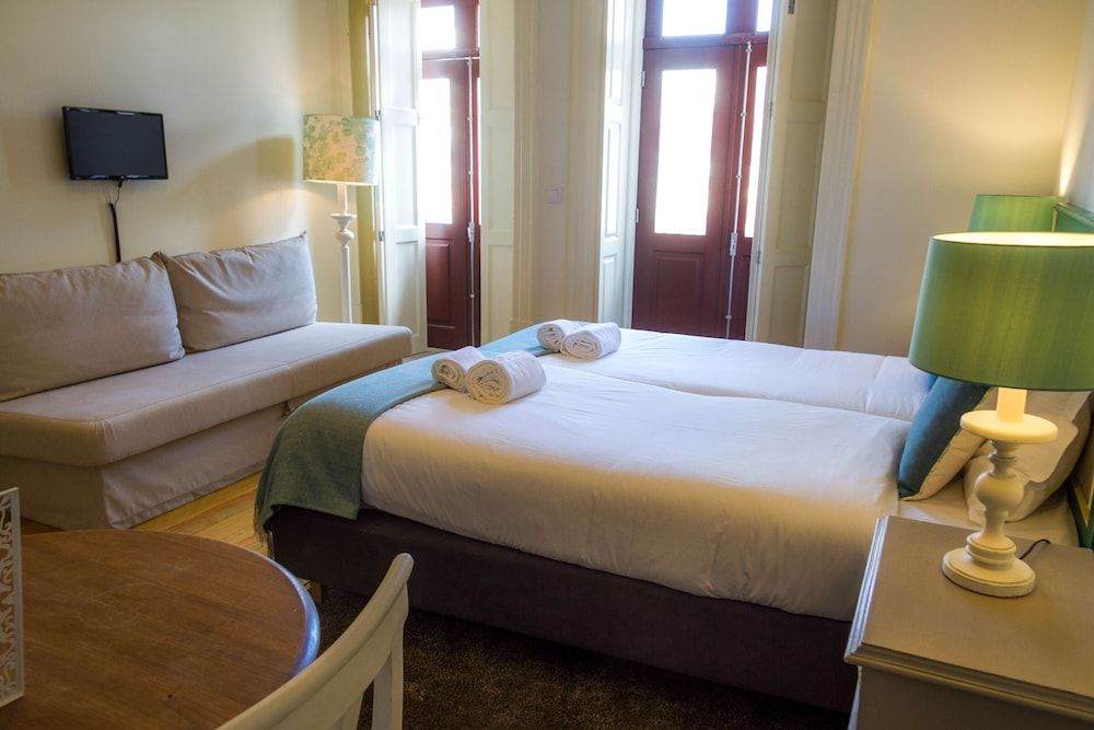 undefined Liiiving - Historic Clérigos Studio - 2B 7