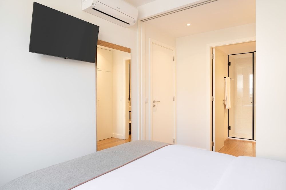 Catarina Serviced Apartments Classic Apartment, City View 4