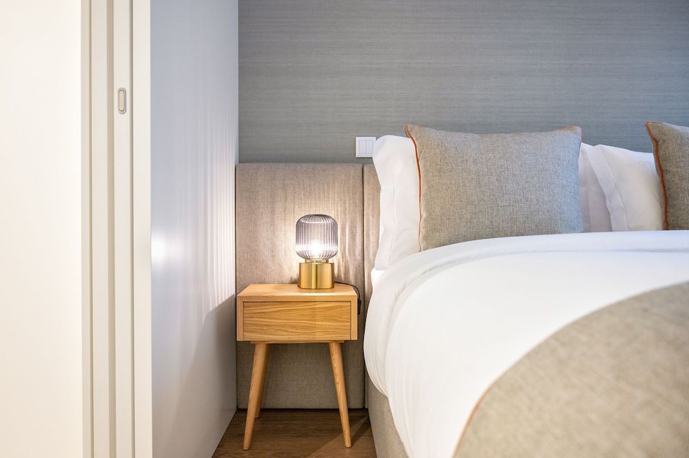 Catarina Serviced Apartments Classic Apartment, City View 3