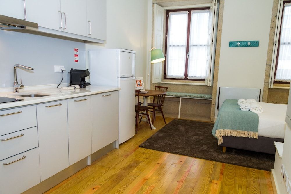 undefined Liiiving - Historic Clérigos Studio - 1F 7