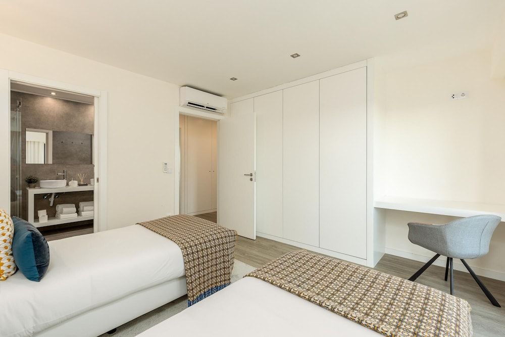 Travelstaytion - Central in Oporto Apartment 25