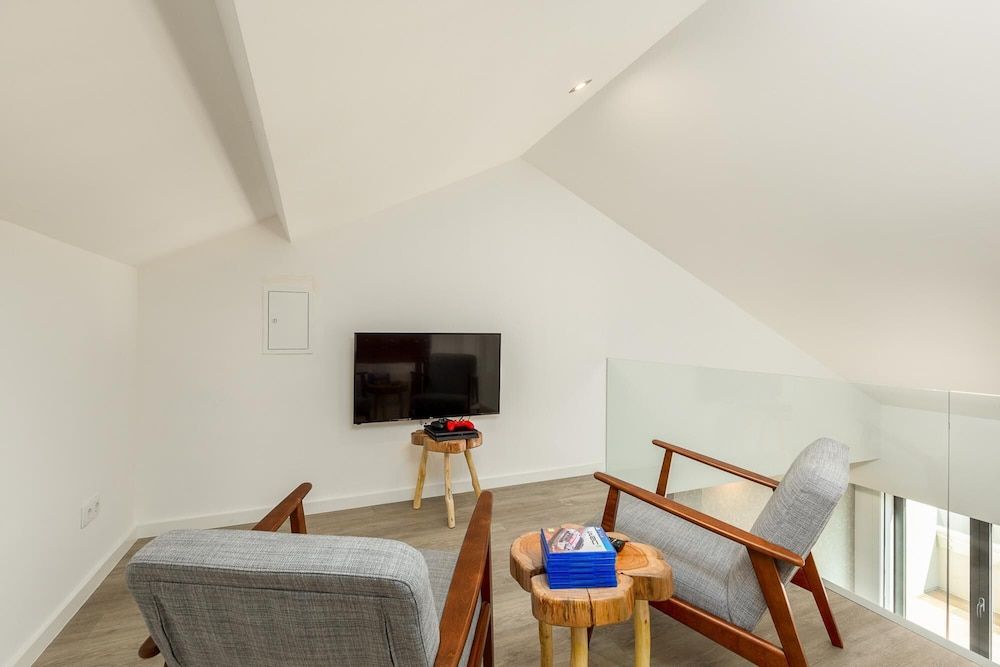 Travelstaytion - Central in Oporto Apartment 24