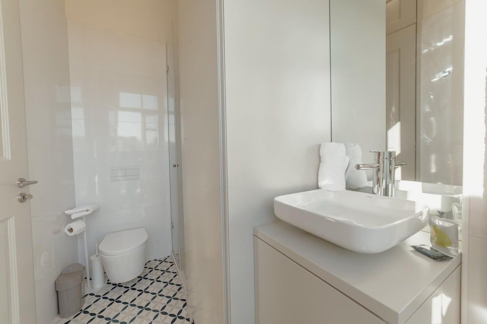 undefined Downtown Deluxe Duplex by Homing 4