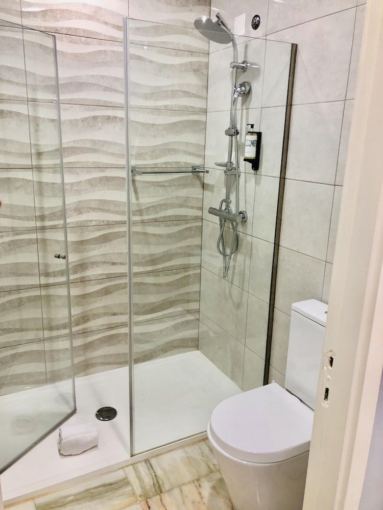 Youropo - Downtown 4A Studio 11