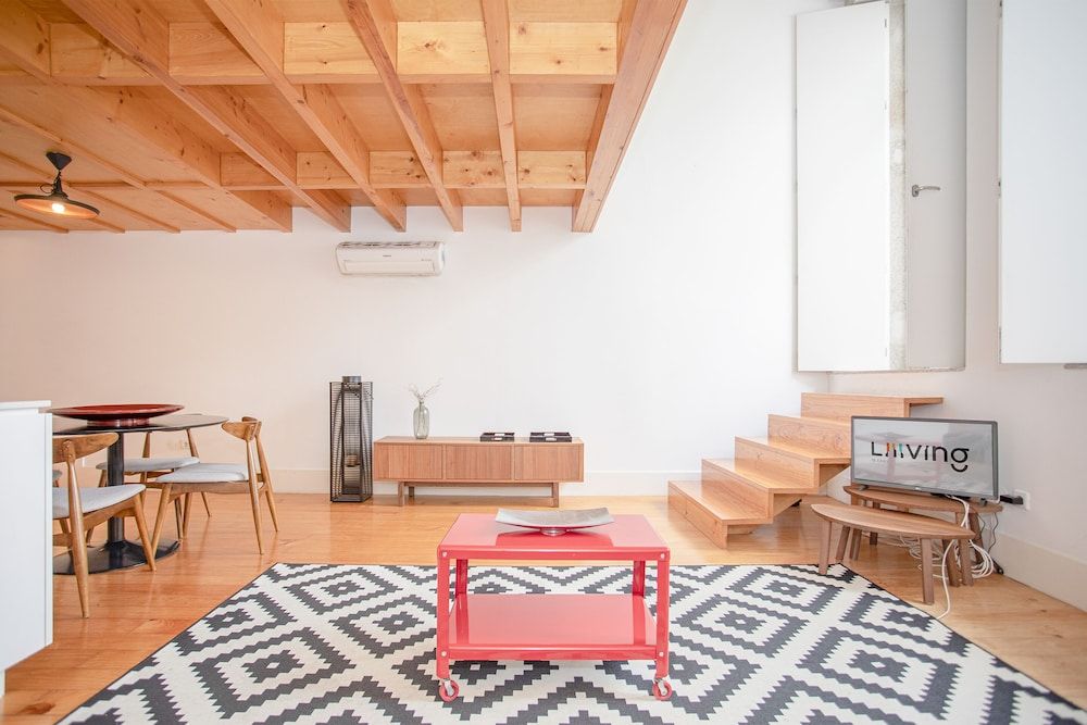 Liiiving - Garden Light Mezzanine Apartment 19