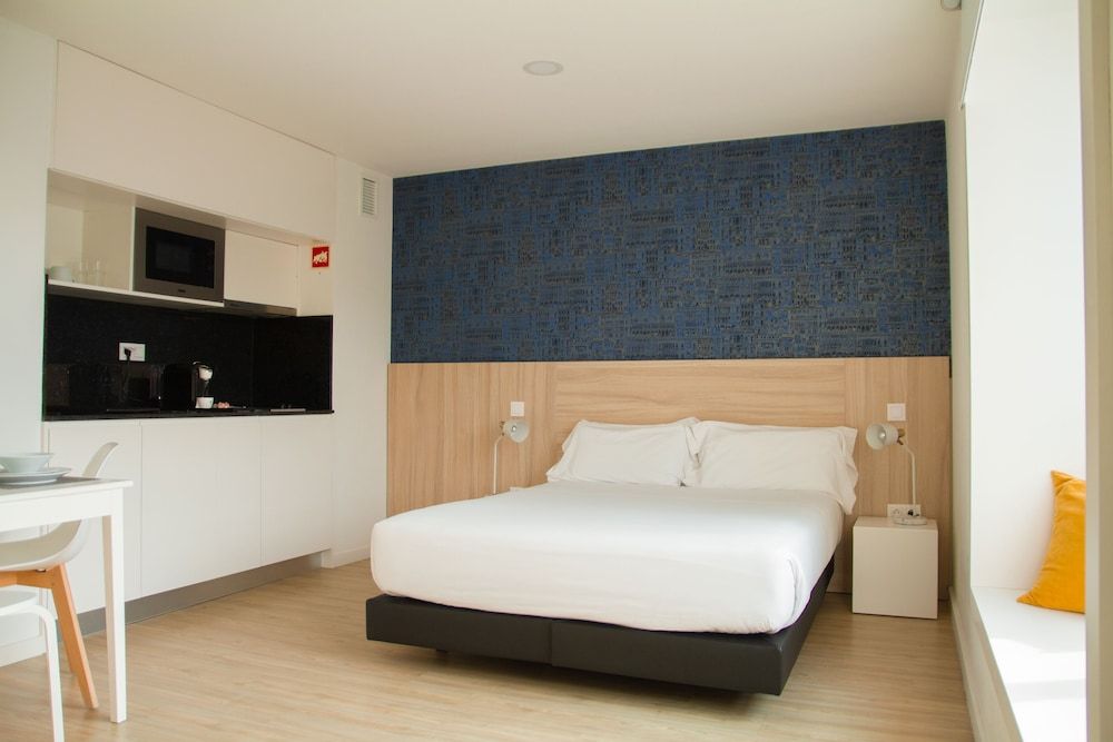 undefined Room Select Porto Suites 9