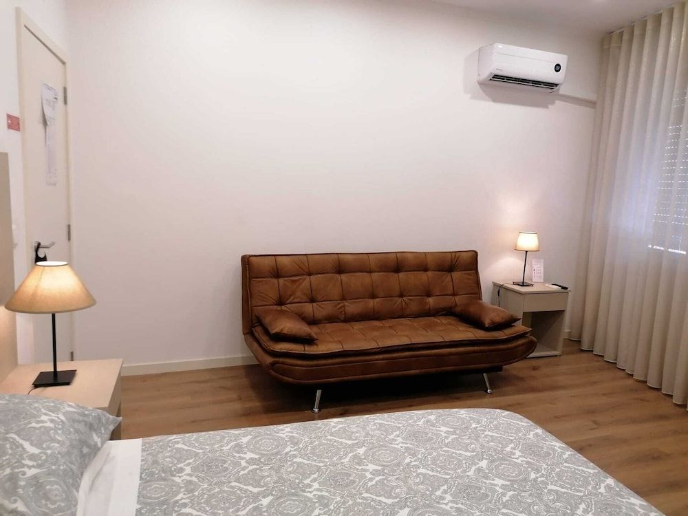 HOSPEDARIA LONDRES Family Double Room