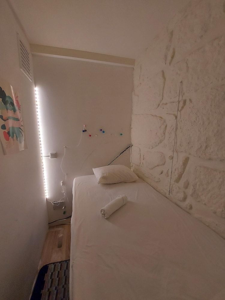 undefined EVOLUE HOTEL 9