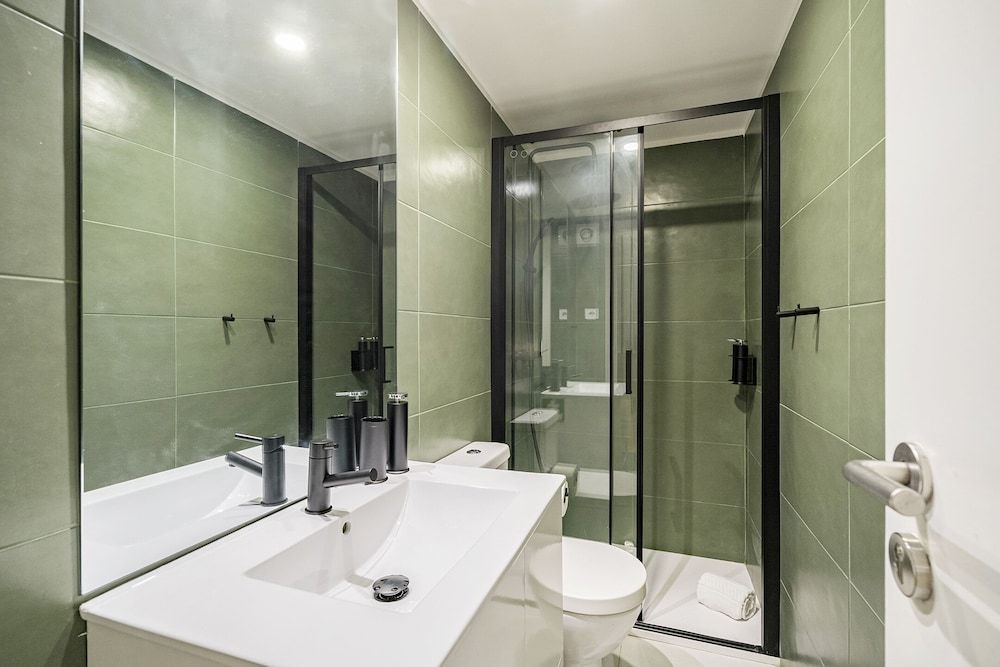 undefined Olivia 1895 Apartments 8