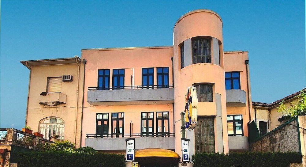 undefined Residencia LIS B&B and Parking 5