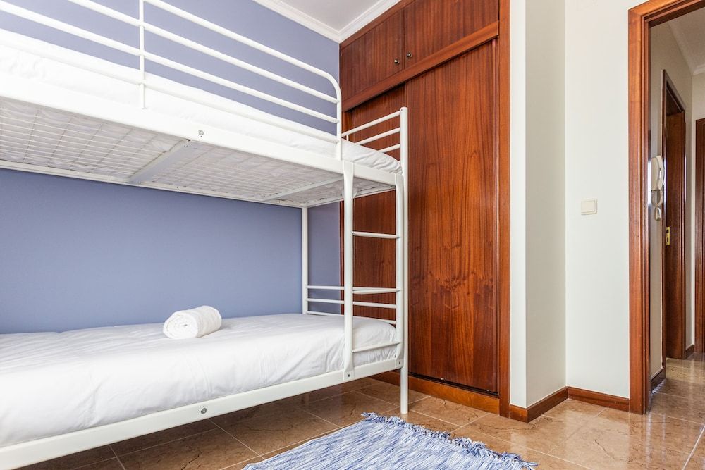 Porto Residence Campanhã Family House 10