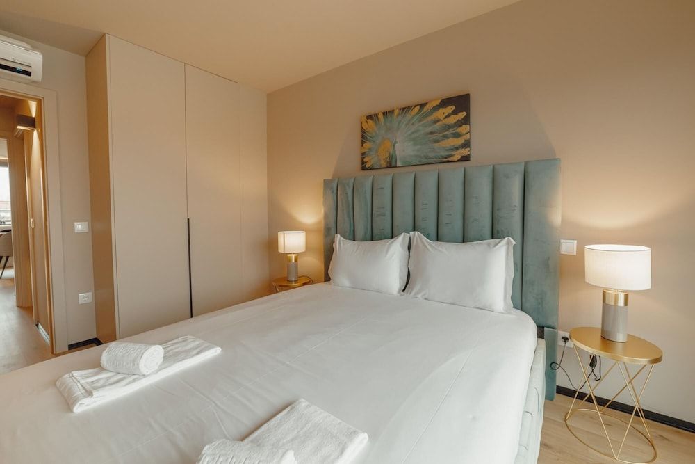 undefined City Center Premium Apartment by Vacationy 8